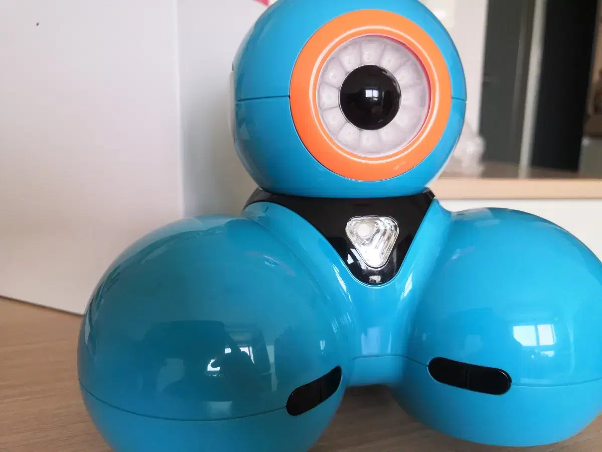 Wonderworkshop 코딩 로봇 대시 및 농구 키트